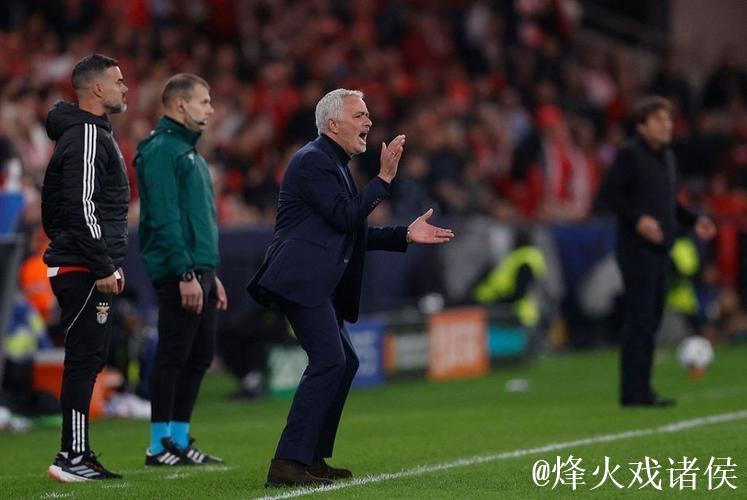 62岁穆帅里程碑战KO孔蒂!率队从4连败到2连胜, 62岁穆帅里程碑战KO孔蒂!率队从4连败到2连胜,